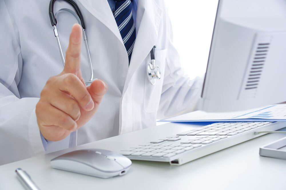 糸リフトのダウンタイム中に起こりやすい症状