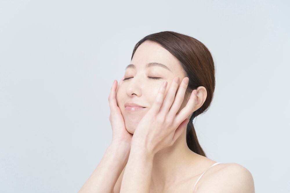 糸リフトのダウンタイムはどのくらい？腫れ・赤みを抑える方法も解説【BITO BEAUTY CLINIC監修】